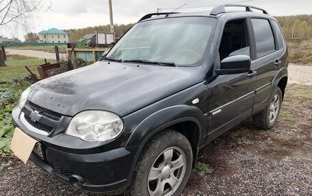 Chevrolet Niva I рестайлинг, 2012 год, 380 000 рублей, 4 фотография