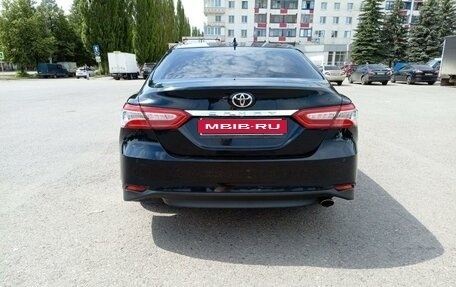 Toyota Camry, 2018 год, 2 700 000 рублей, 5 фотография