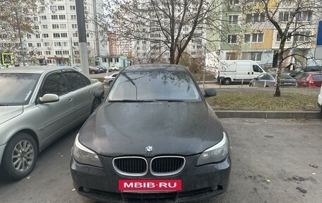 BMW 5 серия, 2003 год, 850 000 рублей, 2 фотография