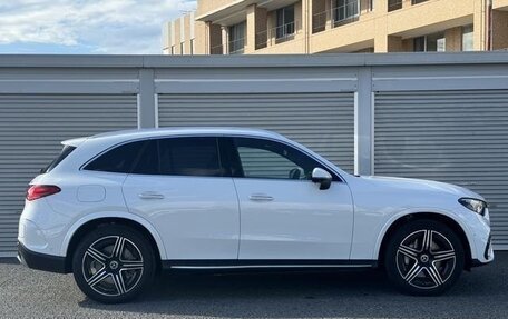 Mercedes-Benz GLC, 2023 год, 4 850 000 рублей, 4 фотография