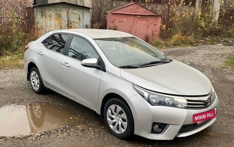 Toyota Corolla, 2013 год, 699 999 рублей, 3 фотография