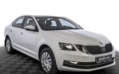 Skoda Octavia, 2018 год, 1 790 000 рублей, 3 фотография