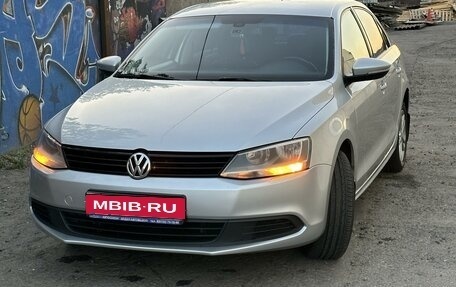 Volkswagen Jetta VI, 2013 год, 1 225 000 рублей, 5 фотография