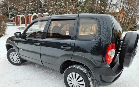 Chevrolet Niva I рестайлинг, 2012 год, 565 000 рублей, 4 фотография