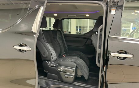 Toyota Alphard III, 2019 год, 4 749 000 рублей, 17 фотография