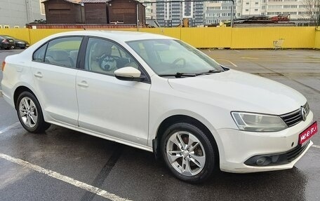 Volkswagen Jetta VI, 2014 год, 1 000 000 рублей, 1 фотография