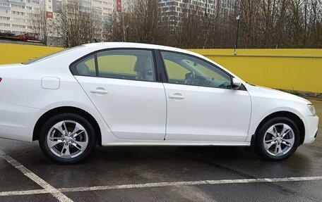 Volkswagen Jetta VI, 2014 год, 1 000 000 рублей, 8 фотография