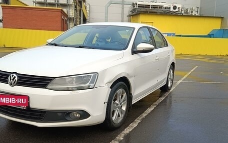 Volkswagen Jetta VI, 2014 год, 1 000 000 рублей, 3 фотография