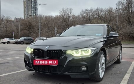 BMW 3 серия, 2018 год, 3 600 000 рублей, 3 фотография