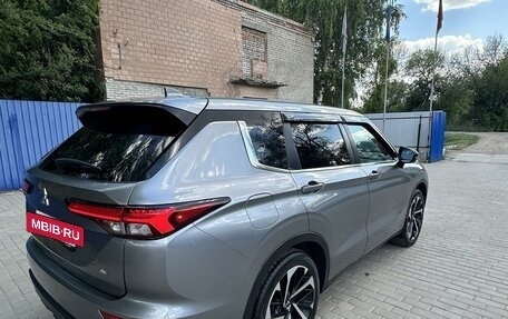 Mitsubishi Outlander, 2021 год, 3 150 000 рублей, 7 фотография