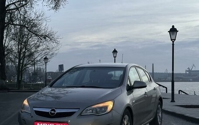 Opel Astra J, 2012 год, 630 000 рублей, 1 фотография