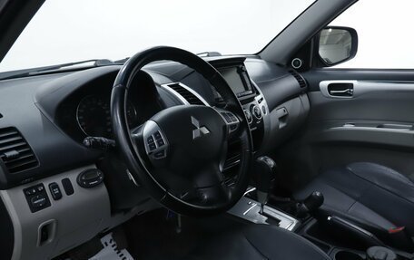 Mitsubishi Pajero Sport II рестайлинг, 2014 год, 1 465 000 рублей, 9 фотография