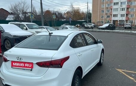 Hyundai Solaris II рестайлинг, 2019 год, 1 360 000 рублей, 4 фотография