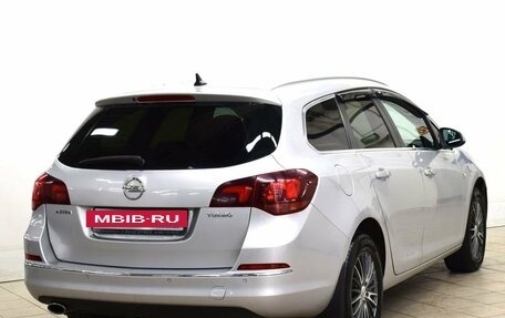 Opel Astra J, 2013 год, 1 030 000 рублей, 4 фотография