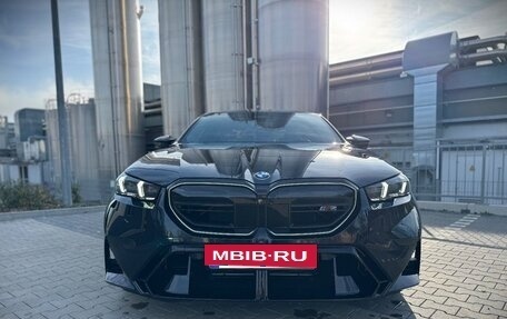 BMW M5, 2024 год, 25 000 000 рублей, 3 фотография