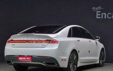 Lincoln MKZ II рестайлинг, 2020 год, 2 745 000 рублей, 4 фотография