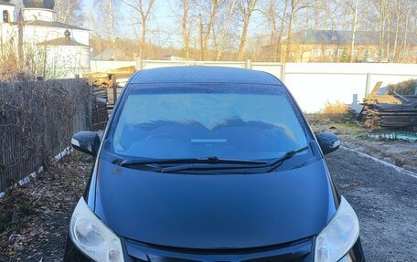 Honda Freed I, 2012 год, 1 330 000 рублей, 3 фотография