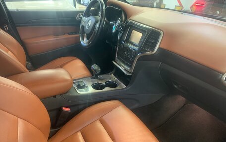 Jeep Grand Cherokee, 2013 год, 2 280 000 рублей, 16 фотография