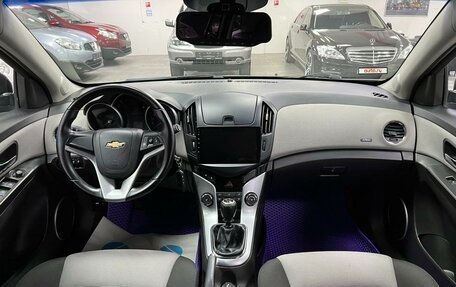 Chevrolet Cruze II, 2013 год, 985 000 рублей, 9 фотография