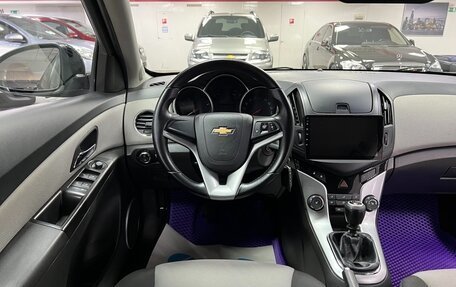 Chevrolet Cruze II, 2013 год, 985 000 рублей, 10 фотография