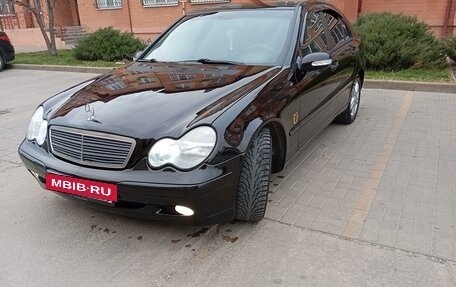 Mercedes-Benz C-Класс, 2002 год, 850 000 рублей, 3 фотография