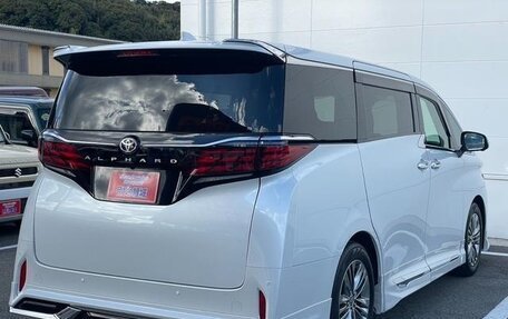 Toyota Alphard, 2023 год, 8 460 000 рублей, 7 фотография