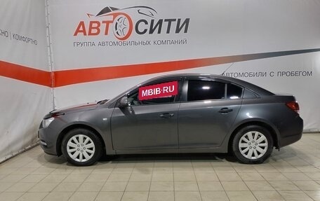 Chevrolet Cruze II, 2010 год, 719 900 рублей, 4 фотография