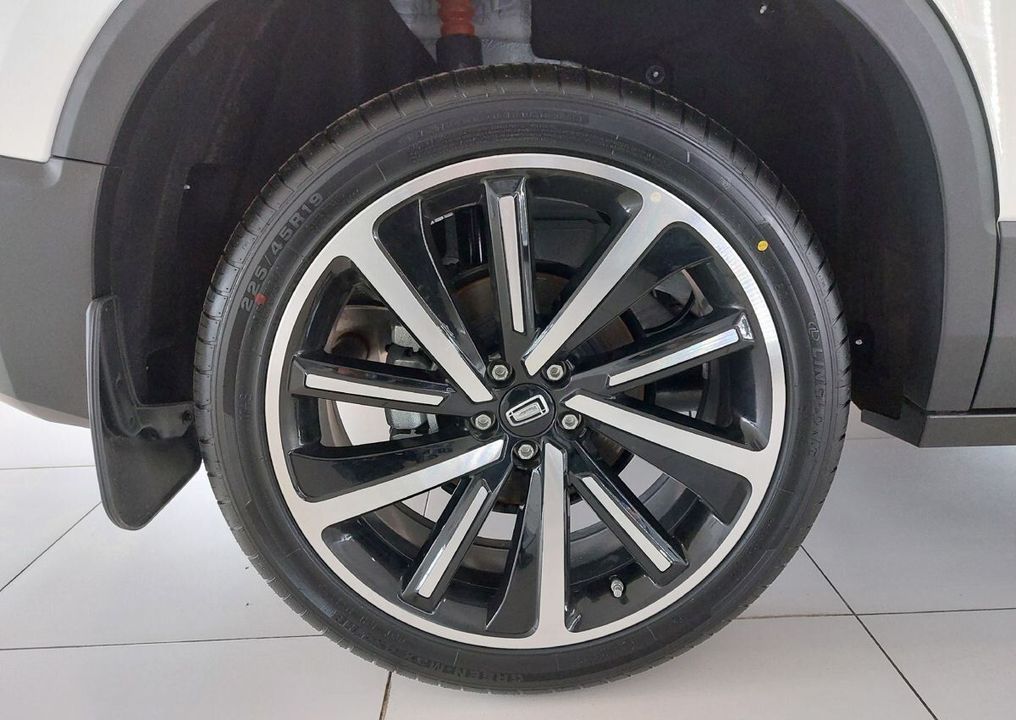 FAW Bestune T77, 2023 год, 3 016 000 рублей, 8 фотография