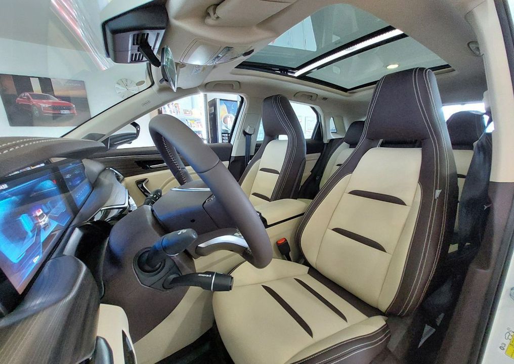 FAW Bestune T77, 2023 год, 3 016 000 рублей, 9 фотография
