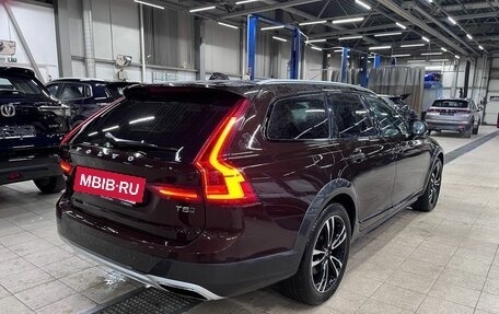 Volvo V90 Cross Country I рестайлинг, 2017 год, 3 699 000 рублей, 4 фотография