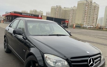 Mercedes-Benz C-Класс, 2008 год, 930 000 рублей, 1 фотография