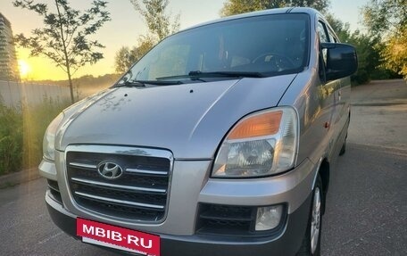 Hyundai Starex I рестайлинг, 2006 год, 860 000 рублей, 24 фотография