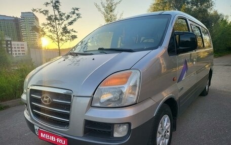 Hyundai Starex I рестайлинг, 2006 год, 860 000 рублей, 25 фотография