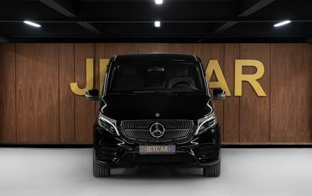 Mercedes-Benz V-Класс, 2023 год, 15 690 000 рублей, 2 фотография