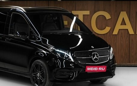 Mercedes-Benz V-Класс, 2023 год, 15 690 000 рублей, 4 фотография