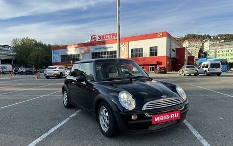 MINI Hatch, 2004 год, 750 000 рублей, 5 фотография