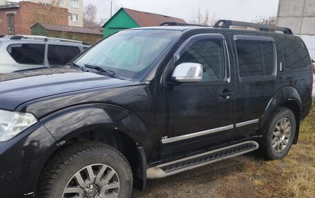 Nissan Pathfinder, 2011 год, 1 950 000 рублей, 4 фотография