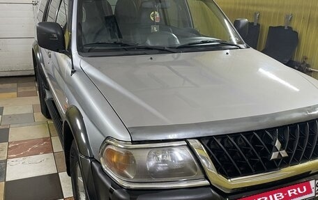 Mitsubishi Pajero Sport II рестайлинг, 2004 год, 1 200 000 рублей, 3 фотография