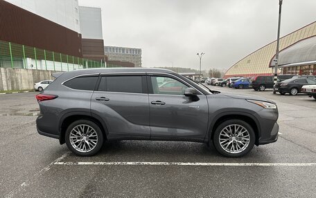 Toyota Highlander, 2022 год, 6 500 000 рублей, 5 фотография