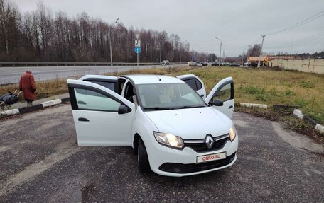 Renault Logan II, 2017 год, 770 000 рублей, 6 фотография