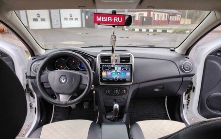 Renault Logan II, 2017 год, 770 000 рублей, 3 фотография