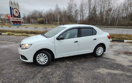 Renault Logan II, 2017 год, 770 000 рублей, 18 фотография