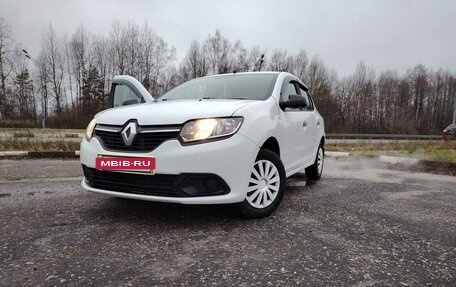 Renault Logan II, 2017 год, 770 000 рублей, 14 фотография