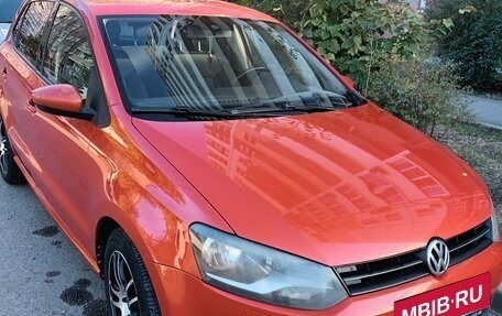 Volkswagen Polo VI (EU Market), 2009 год, 750 000 рублей, 2 фотография