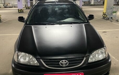 Toyota Avensis III рестайлинг, 2001 год, 480 000 рублей, 3 фотография