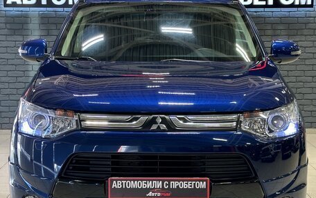 Mitsubishi Outlander III рестайлинг 3, 2013 год, 1 897 000 рублей, 3 фотография