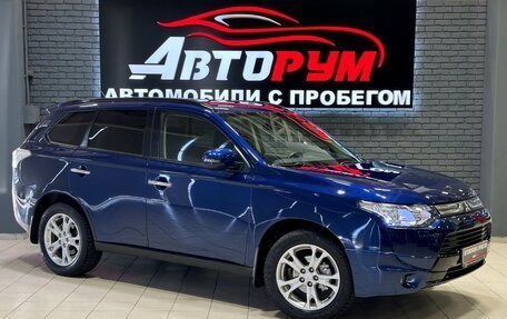 Mitsubishi Outlander III рестайлинг 3, 2013 год, 1 897 000 рублей, 1 фотография