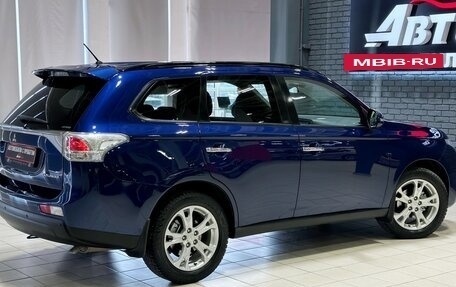 Mitsubishi Outlander III рестайлинг 3, 2013 год, 1 897 000 рублей, 5 фотография