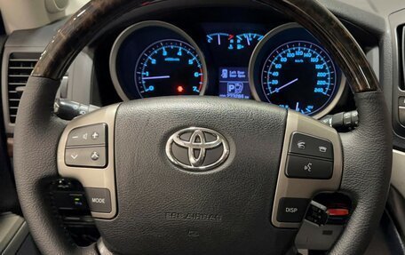 Toyota Land Cruiser 200, 2011 год, 4 197 000 рублей, 39 фотография