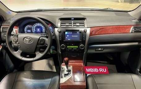 Toyota Camry, 2013 год, 1 837 000 рублей, 28 фотография